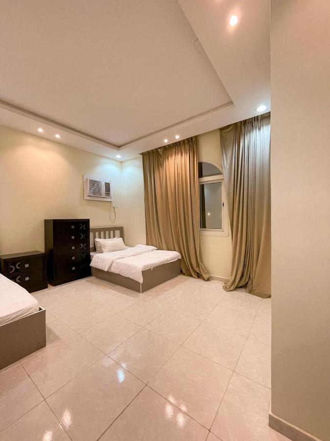 فيلا هابي نايت Villa Ash Shafā Екстериор снимка